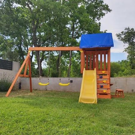 New Home, With Pool In Near Makarska Βίλα