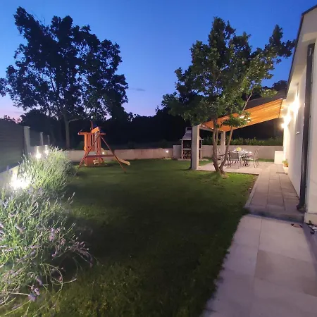 New Home, With Pool In Near Makarska Βίλα *