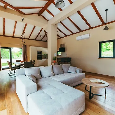 فيلة New Home, With Pool In Near Makarska