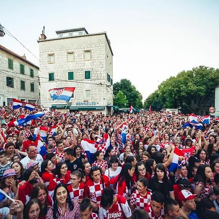 Βίλα New Home, With Pool In Near Makarska